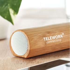 Bluetooth-Speaker-Bamboo