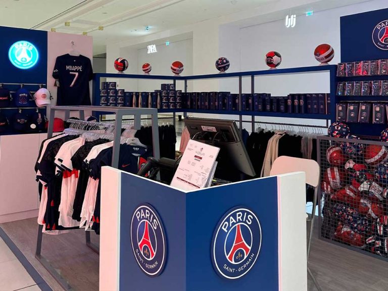 Paris-saint-exhibition-stand-02